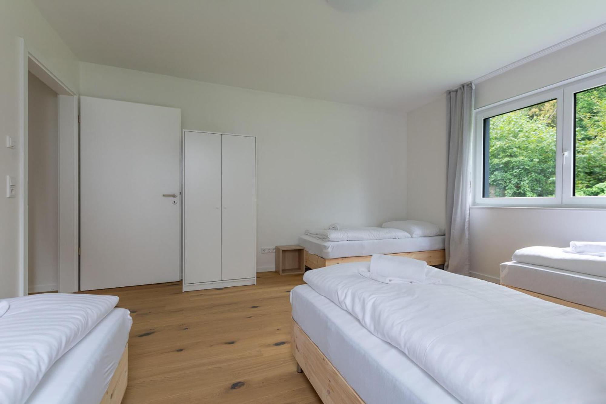 T&K Apartments - Bergisch Gladbach - 7 Comfortable Apartments - 20 Min To Fair Messe Cologne Bagian luar foto