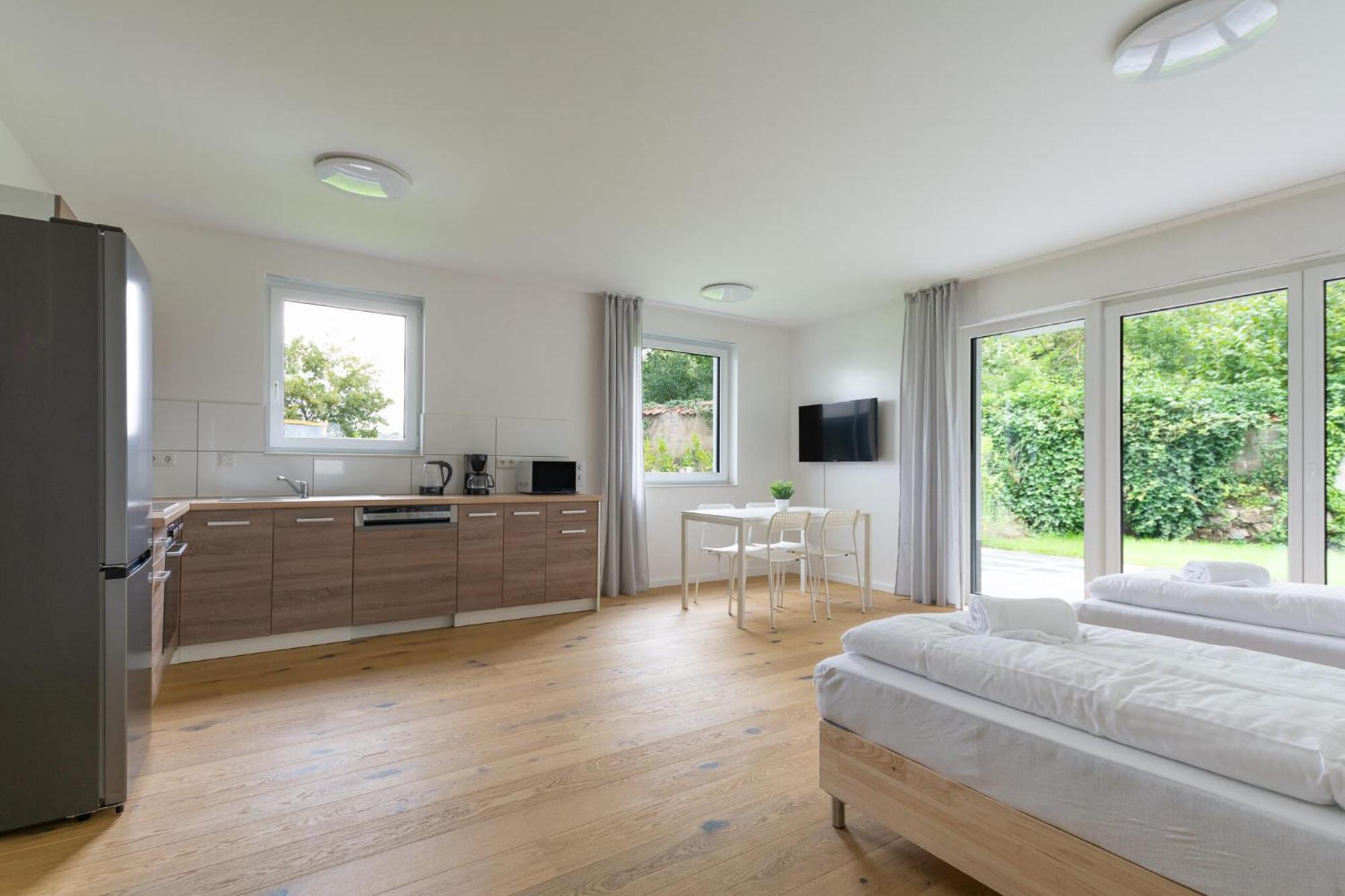 T&K Apartments - Bergisch Gladbach - 7 Comfortable Apartments - 20 Min To Fair Messe Cologne Bagian luar foto