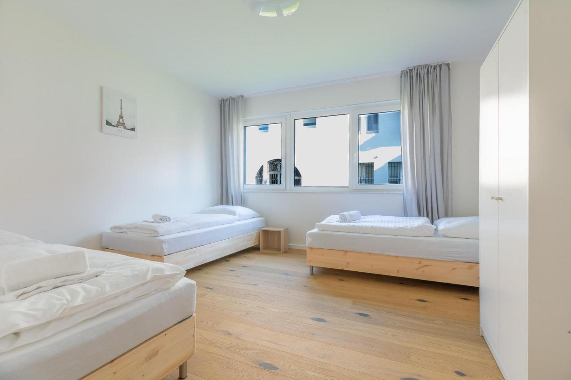 T&K Apartments - Bergisch Gladbach - 7 Comfortable Apartments - 20 Min To Fair Messe Cologne Bagian luar foto