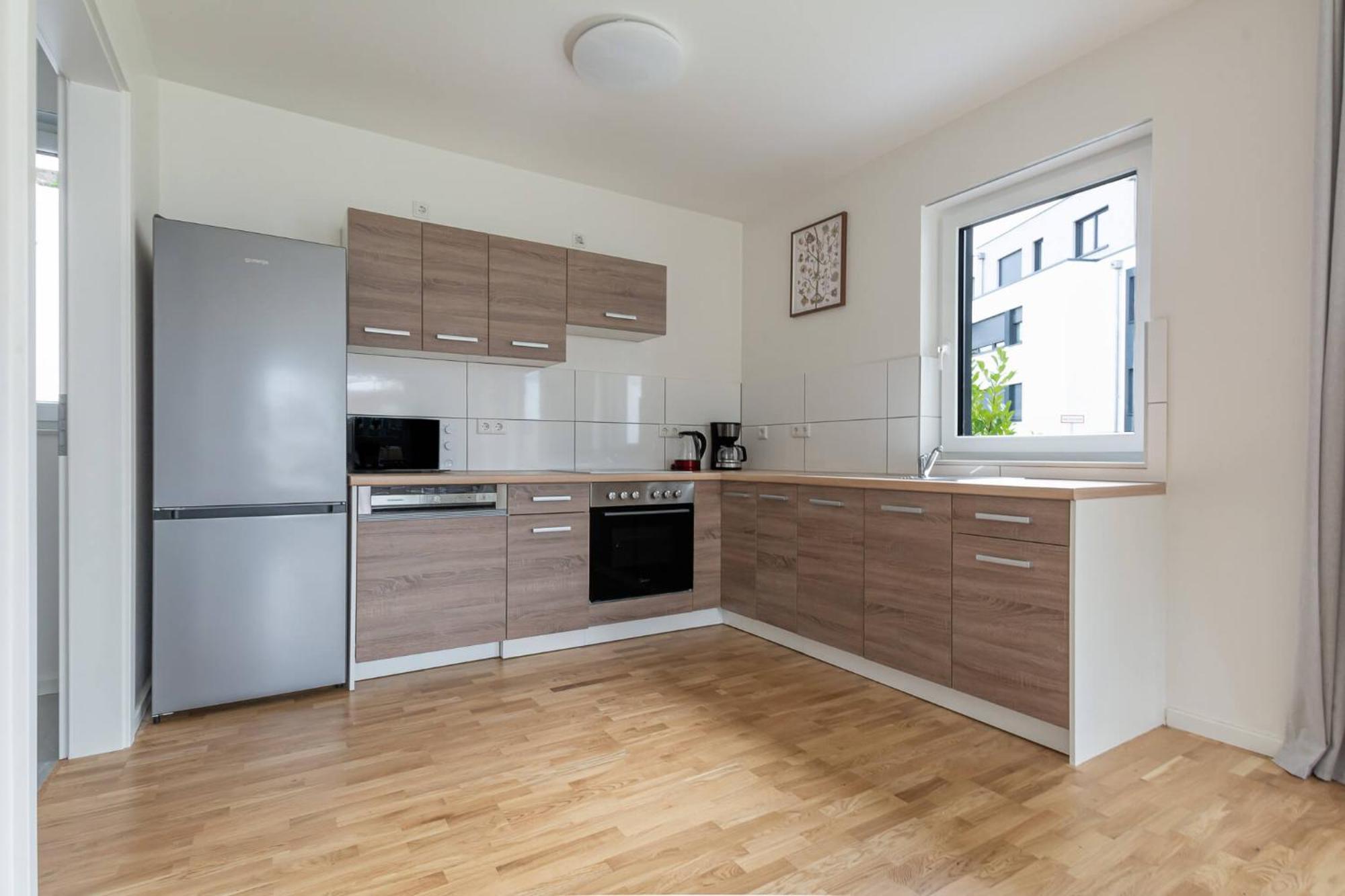 T&K Apartments - Bergisch Gladbach - 7 Comfortable Apartments - 20 Min To Fair Messe Cologne Bagian luar foto