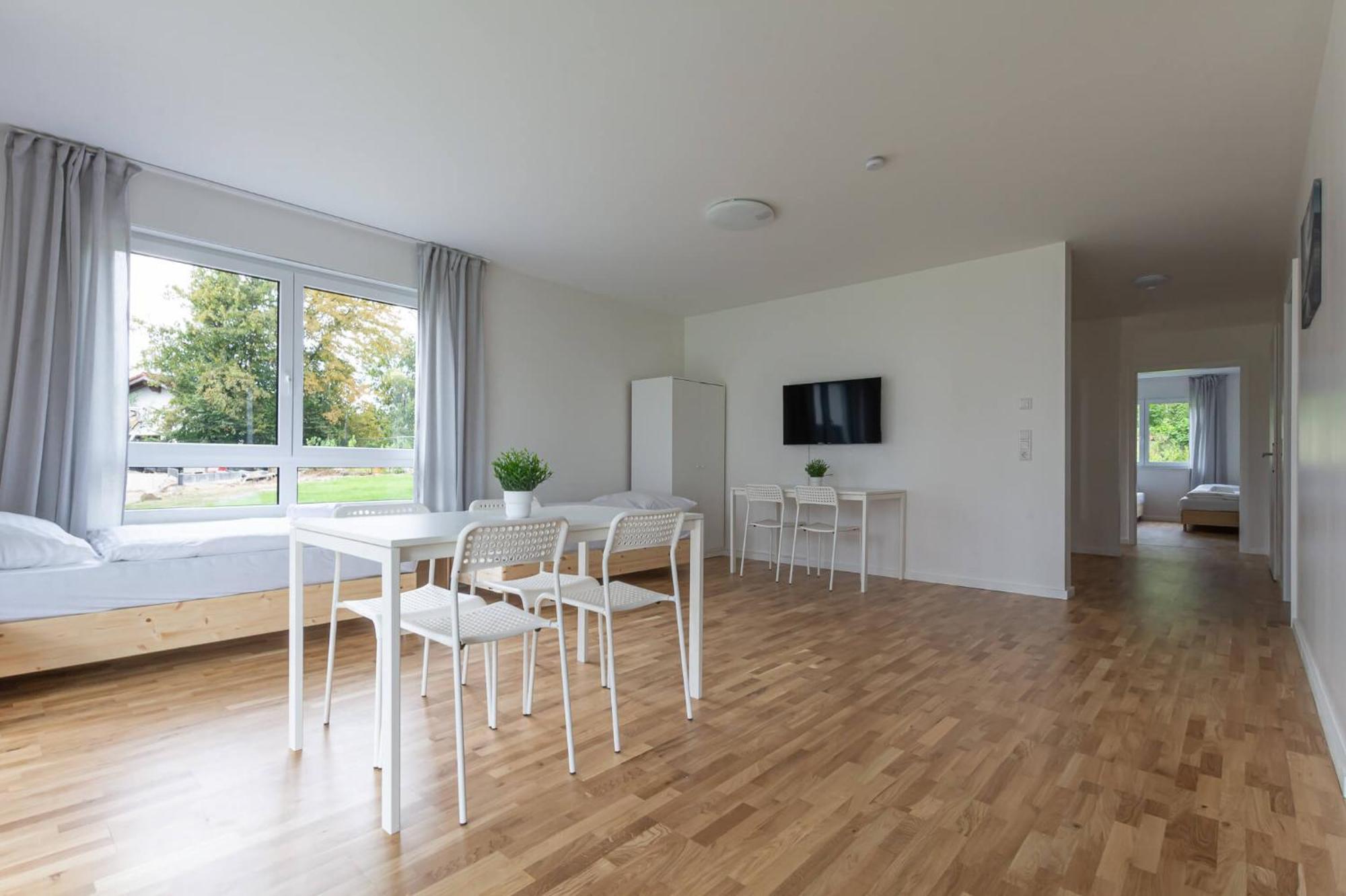 T&K Apartments - Bergisch Gladbach - 7 Comfortable Apartments - 20 Min To Fair Messe Cologne Bagian luar foto